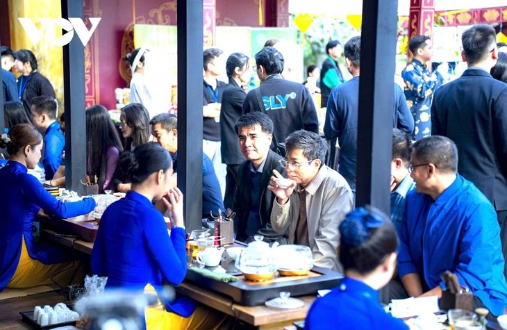 2025년 후에 국제 차(茶) 축제 개막 - ảnh 2