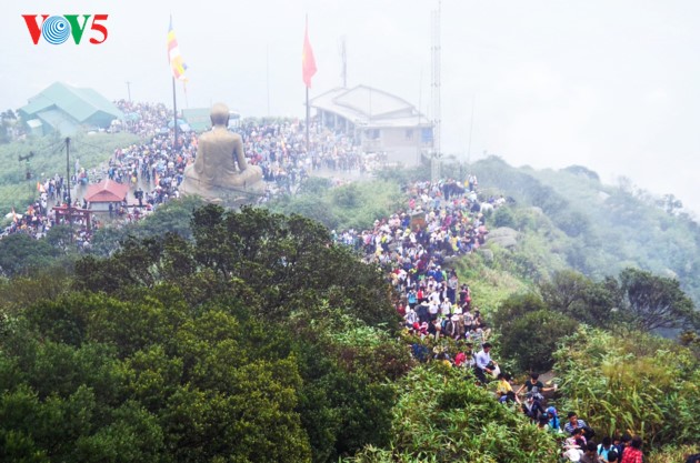 安子峰上的佛皇陈仁宗烙印 - ảnh 11