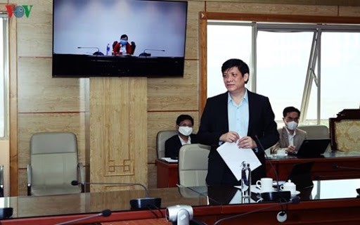 专家建议社会隔离时间延长至4月30日 - ảnh 1