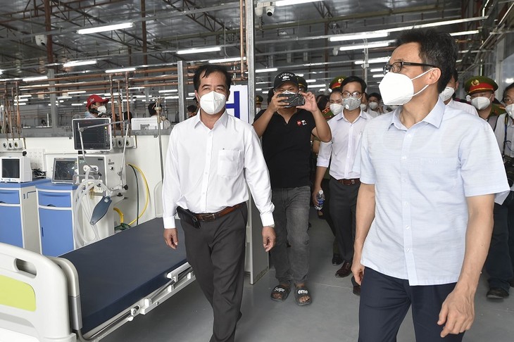 向居家治疗新冠患者提供常态化诊治 - ảnh 1