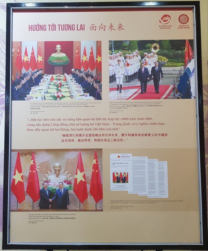 “档案文献中的越中友好合作”展 - ảnh 3