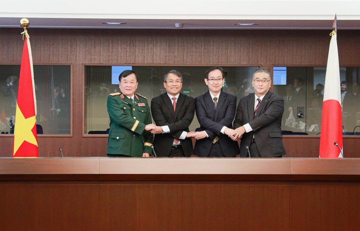 越南与日本首次举行副部长级外交防务