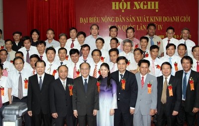 Exemplary farmers honored at the 4th national conference - ảnh 1