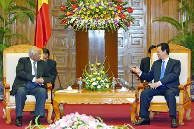 PM Nguyen Tan Dung receives Indian Minister of Agriculture - ảnh 1