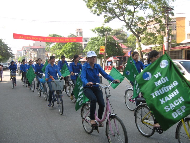 National Assembly Standing Committee discusses revised Environmental Protection Law - ảnh 1