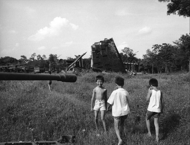 Vietnamese life in the 1990s - ảnh 18