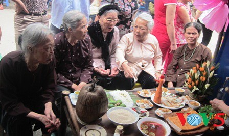 Thanh Tri village holds steamed rice pancake making contest - ảnh 22