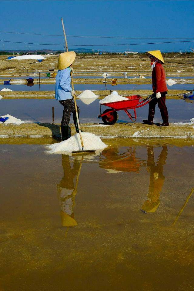 Ham Tan salt-making village   - ảnh 8