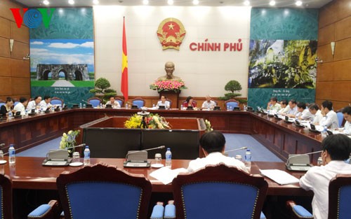 Deputy Prime Minister Vu Duc Dam chairs a meeting on rural vocational training - ảnh 1