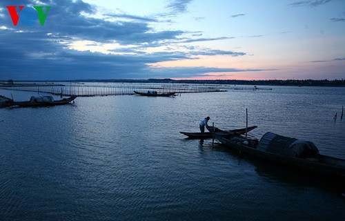 Exploring romantic charm of Hue  - ảnh 16