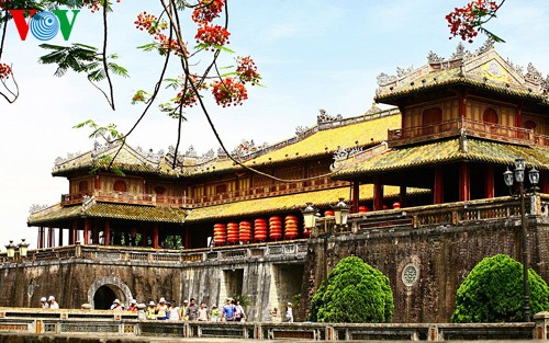 Exploring romantic charm of Hue  - ảnh 7