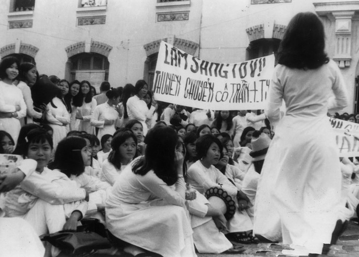 Exhibition: “Two sisters – two front lines” - ảnh 1