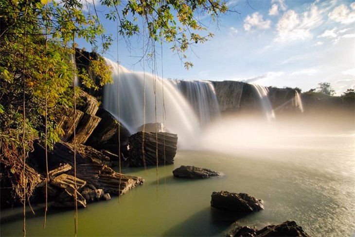 Dray Nur waterfall- symbol of beauty in the Central Highlands  - ảnh 2