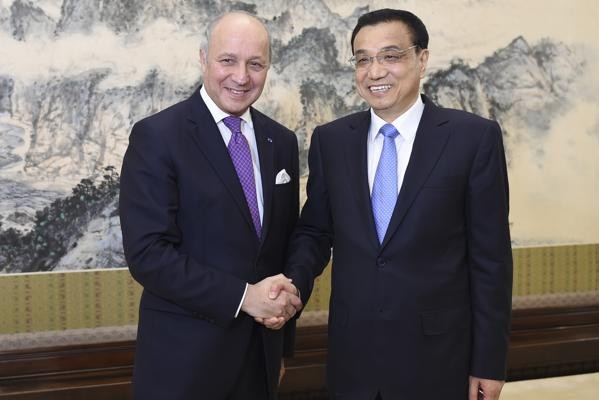 China and France agree to strengthen cooperation in various fields  - ảnh 1