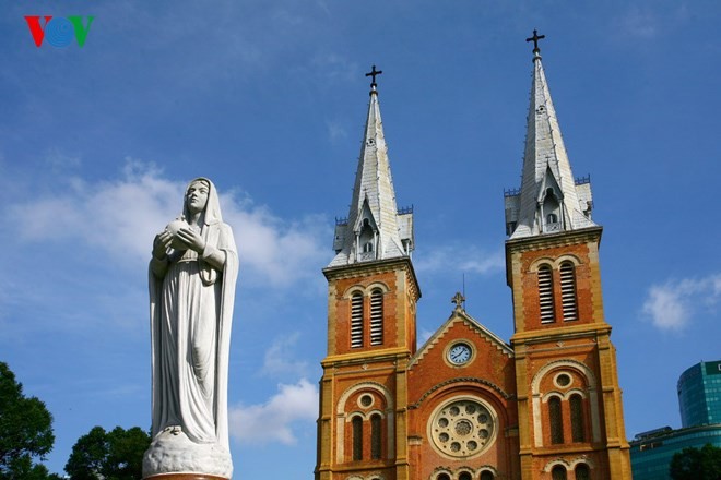 Notre Dame Cathedral: A symbol of Ho Chi Minh City - ảnh 4