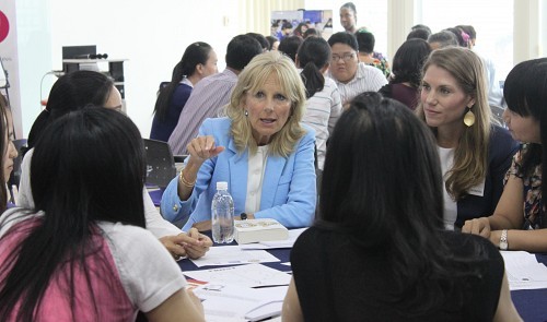 US Second Lady Jill Biden visits HCMC - ảnh 1