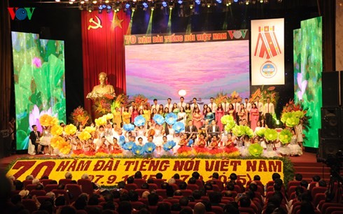 VOV marks 70th founding anniversary - ảnh 1