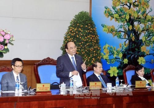 Deputy PM hails efforts to ensure safe Tet - ảnh 1