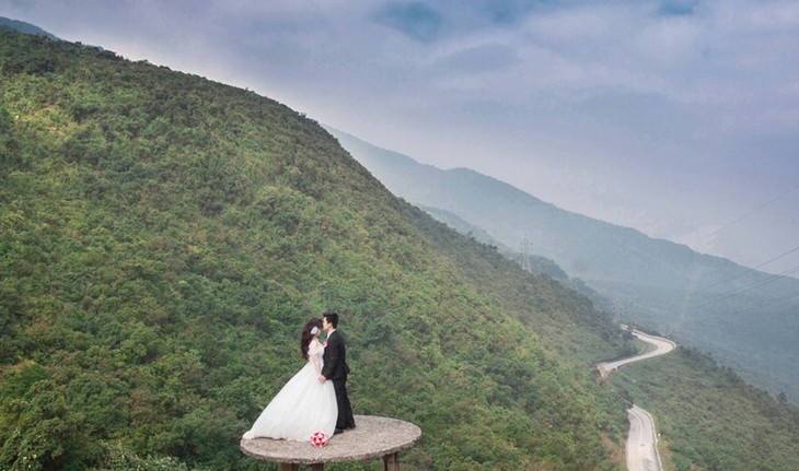 Wedding photo settings in and around Danang - ảnh 4