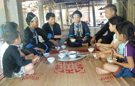 The Nung close-knit community - ảnh 1