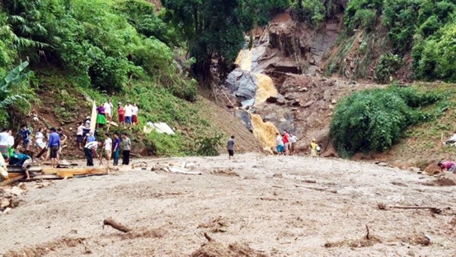 President Tran Dai Quang acknowleges efforts in storm response  - ảnh 1