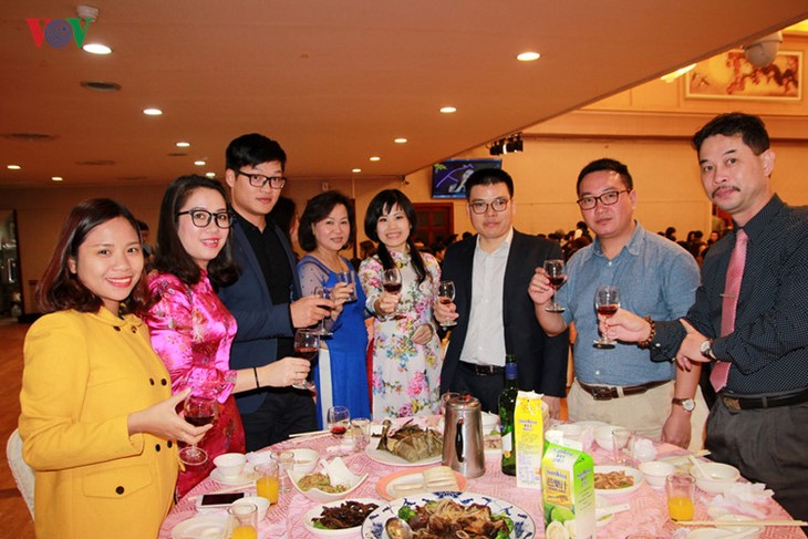 Spring celebration for Vietnamese in Taiwan, China - ảnh 2