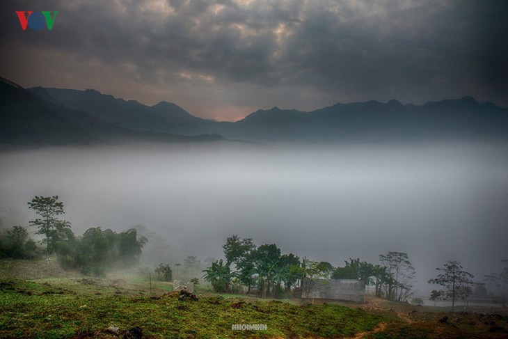 Experience spectacular road stretches in Ha Giang - ảnh 6