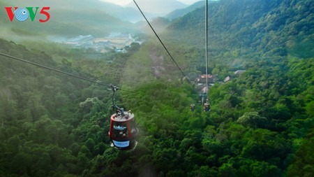 Yen Tu Mountain, a sacred and peaceful Buddhist sanctuary - ảnh 20