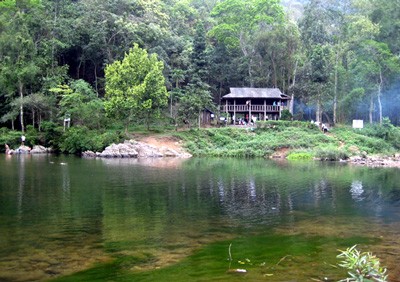 Bac Giang promotes Yen Tu religious tours - ảnh 2