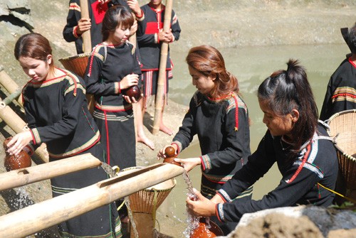 Water resource worship of the Ede - ảnh 3