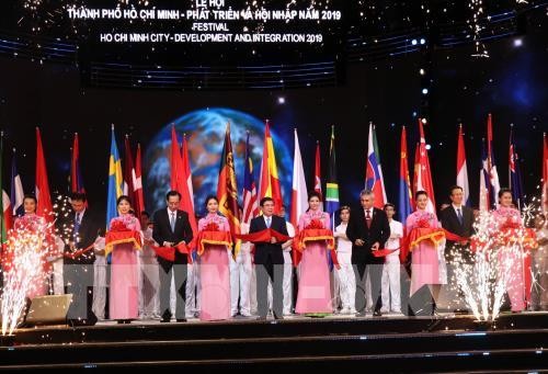 Ho Chi Minh city: development and integration festival opens - ảnh 1