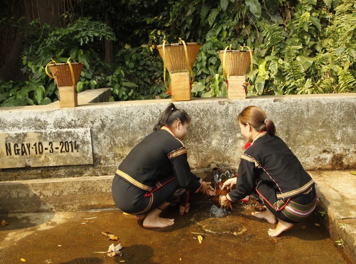 Rattan papooses of the Ede - ảnh 2