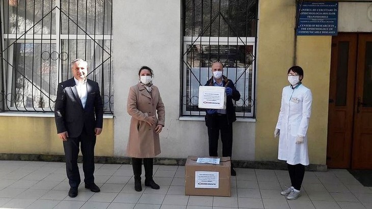 Vietnamese-owned company presents 600 COVID-19 test kits to Moldova - ảnh 1