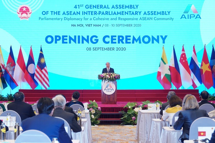 Vietnam pledges enhanced effort as AIPA Chair 2020 - ảnh 5