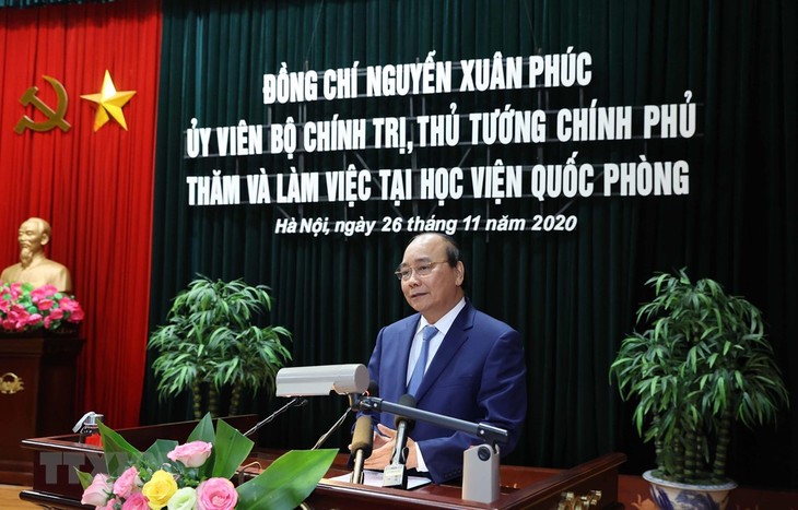 Prime Minister Nguyen Xuan Phuc visits National Defense Academy - ảnh 1