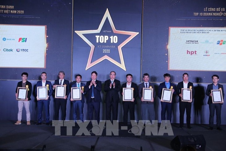 Vietnam honours outstanding IT firms of 2020 - ảnh 1