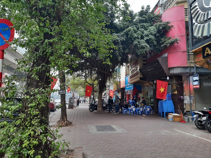 Hanoi decorated for National Party Congress  - ảnh 1