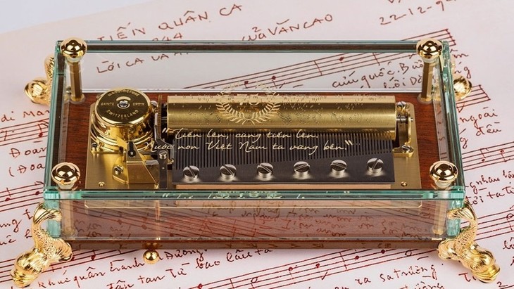 Vietnam’s national anthem featured on Swiss music box - ảnh 1