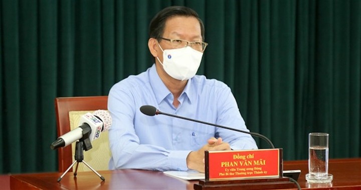 HCMC extends social distancing after August 15 - ảnh 1