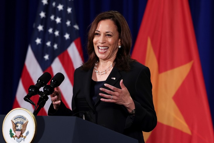 Foreign media cover Kamala Harris's visit to Vietnam - ảnh 1