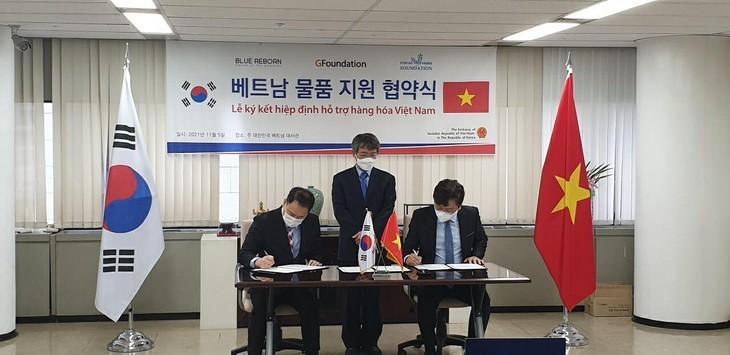 RoK organisation donates medical supplies to Vietnam - ảnh 1