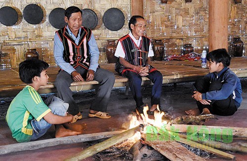 Traditional houses of the M’Nong - ảnh 2