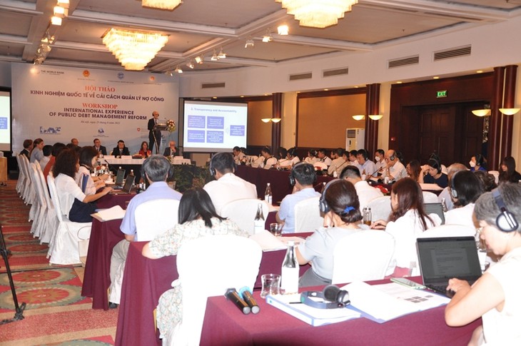 Vietnam advised to establish specialized, independent public debt management agency - ảnh 1