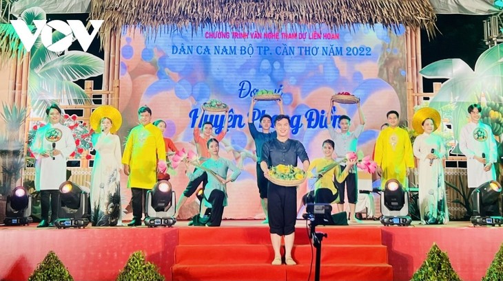 Can Tho  Southern Folk Music Festival opens - ảnh 1