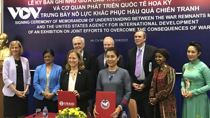 Vietnam, US to exhibit war remediation efforts in HCMC - ảnh 1