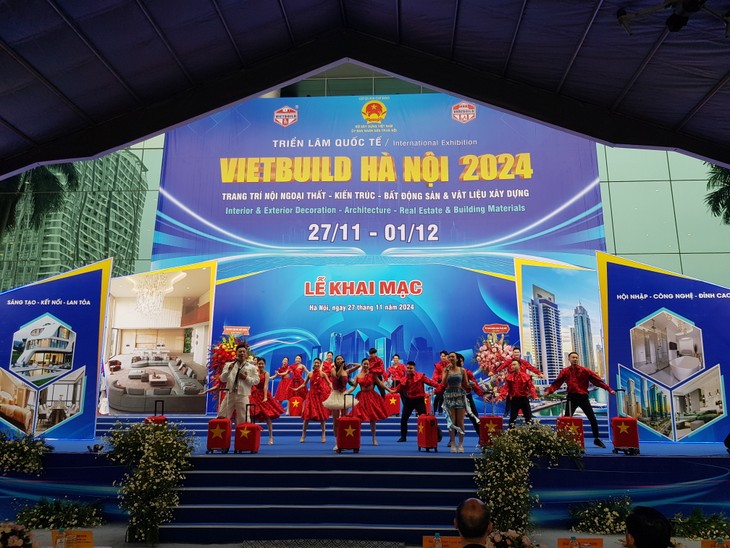 VIETBUILD Hanoi Exhibition features advanced products - ảnh 1