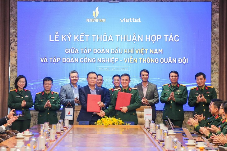 Petrovietnam and Viettel continue to strengthen and expand cooperation - ảnh 1