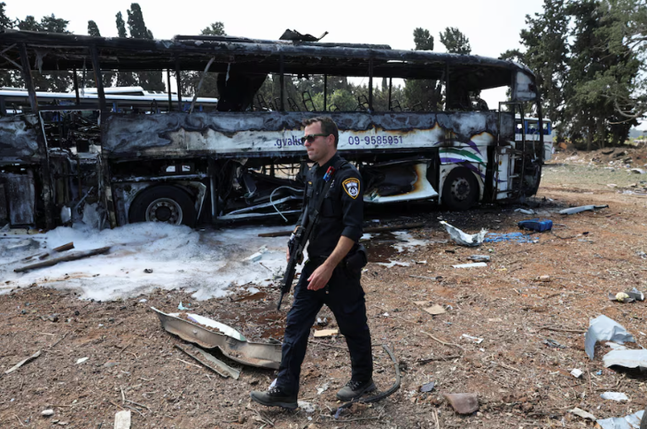 Trump says he wants 'real end' to nuclear dispute with Iran - ảnh 1