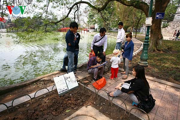 Un jour ensoleillé au lac de l'Epée restituée - ảnh 9