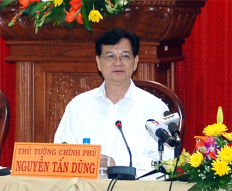 Le Premier ministre Nguyen Tan Dung travaille avec la province de Tien Giang - ảnh 1